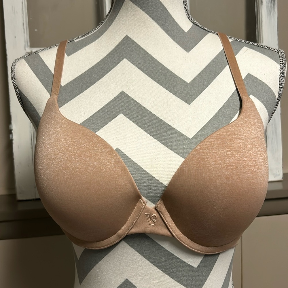 Victoria’s Secret Bra - 34D - Padded Perfect Coverage